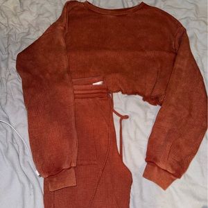 2 piece lounge outfit crop top pants: size small Top: size xs